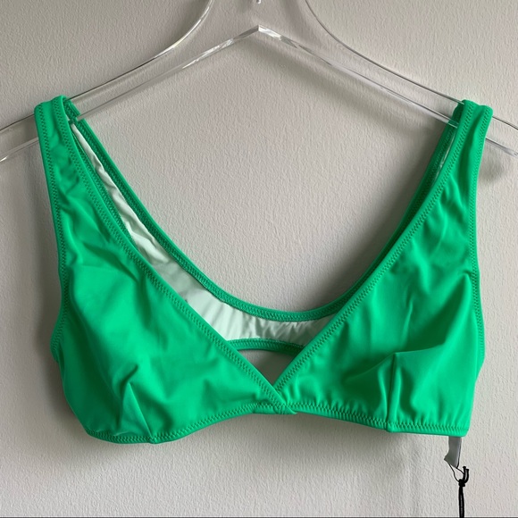 Solid & Striped The Beverly Swim Top Cricket green - Picture 6 of 9